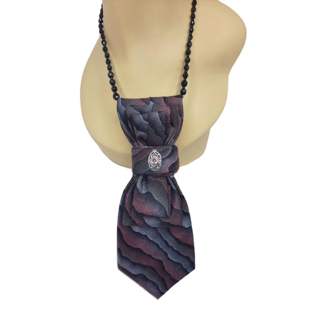 Artisan Vintage Silk Tie Pendant Black Glass Beaded Necklace Abstract Gray Pink
